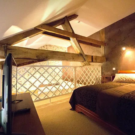 فندق Le Manoir De La Jahotiere أبّاريتْسْ