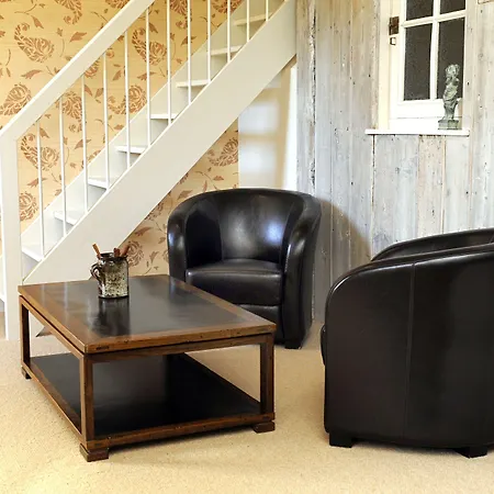 Le Manoir De La Jahotiere 3* أبّاريتْسْ