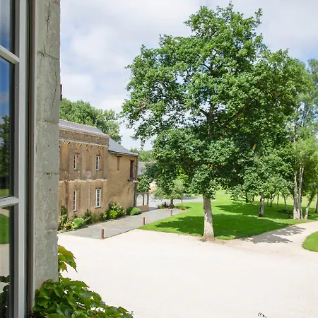 Le Manoir De La Jahotiere أبّاريتْسْ